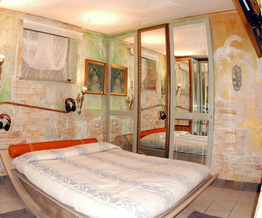 Hospitales Del Pellegrino - Trastevere ローマ 部屋 写真