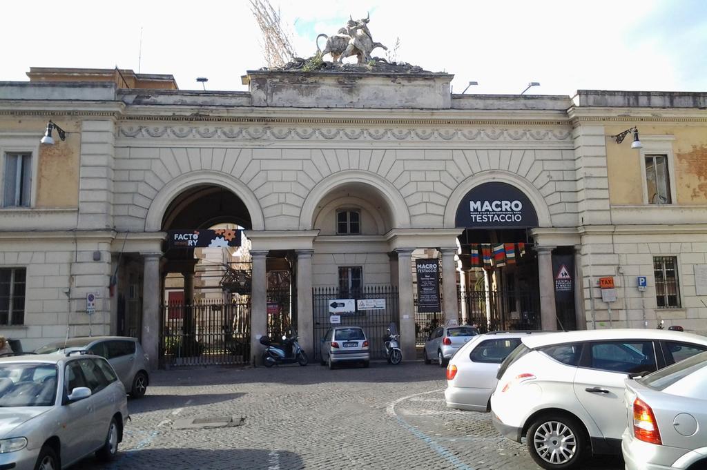 Hospitales Del Pellegrino - Trastevere ローマ エクステリア 写真